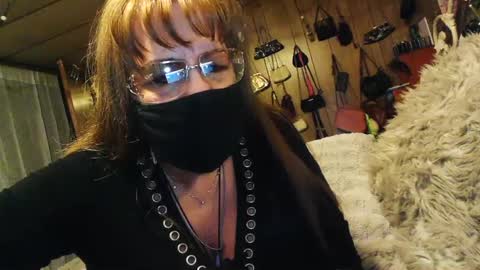 Snapshot of breezywinds963 chatting on 10/09/25, 01:36 breezywinds963 online show from 10/09/25, 01:36