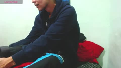 Snapshot of breinerxxlhot chatting on 02/22/25, 01:22 Breiner online show from 02/22/25, 01:22