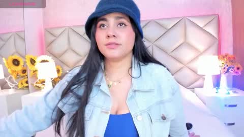 Snapshot of brenda__garcia chatting on 01/06/26, 08:12 online show from 01/06/26, 08:12