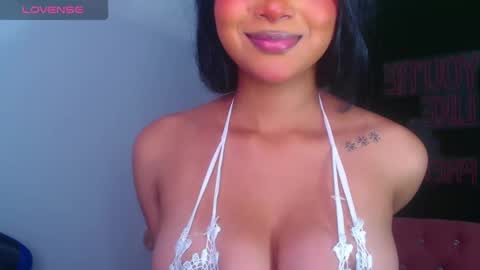 Brendi   online show from 02/04/25, 01:48