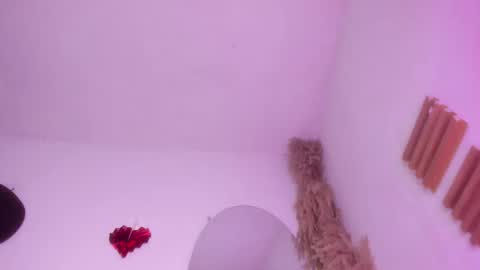 Snapshot of brenda_lott chatting on 03/07/26, 08:33 Brenda online show from 03/07/26, 08:33