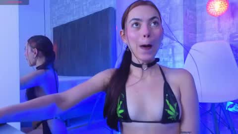 Snapshot of brenda_sky19 chatting on 06/04/26, 01:50 brenda_sky19 online show from 06/04/26, 01:50