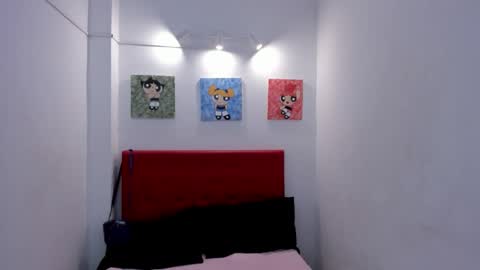 brenda_sofia online show from 10/17/25, 04:09