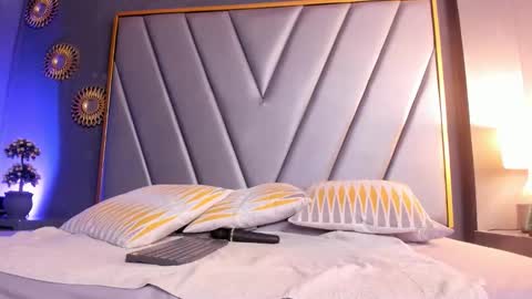 Brenda Time Schedule 0600 - 1400 GMT-5 online show from 12/18/25, 10:54