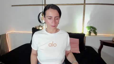 MeganBeaked online show from 10/18/25, 12:06