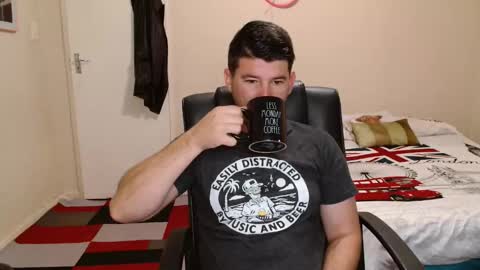 Snapshot of brendansexyboy098754 chatting on 03/04/26, 02:50 ask me lol online show from 03/04/26, 02:50