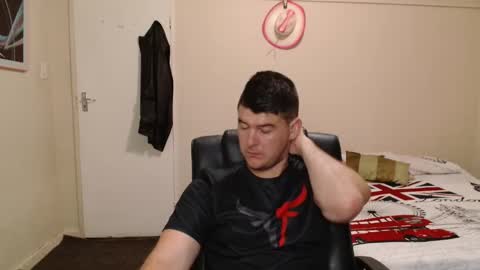 Snapshot of brendansexyboy098754 chatting on 03/09/26, 02:59 ask me lol online show from 03/09/26, 02:59