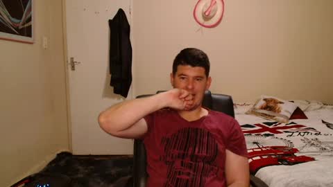 Snapshot of brendansexyboy098754 chatting on 03/25/26, 02:50 ask me lol online show from 03/25/26, 02:50