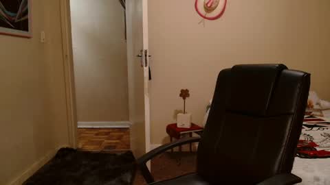 Snapshot of brendansexyboy098754 chatting on 03/30/26, 04:02 ask me lol online show from 03/30/26, 04:02