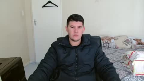 Snapshot of brendansexyboy098754 chatting on 07/04/26, 09:26 ask me lol online show from 07/04/26, 09:26