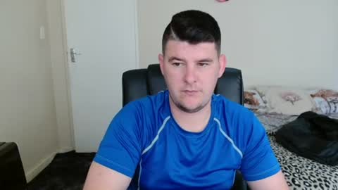 Snapshot of brendansexyboy098754 chatting on 07/14/26, 10:21 ask me lol online show from 07/14/26, 10:21