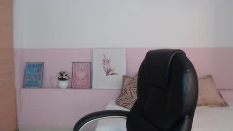 Brenda online show from 10/12/25, 02:32