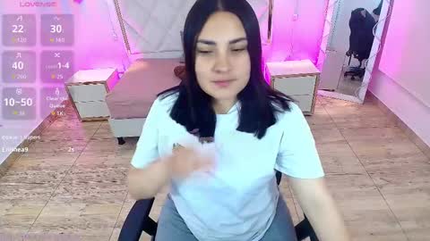 Snapshot of brendda_tay chatting on 09/15/25, 03:17 BRENDDA online show from 09/15/25, 03:17