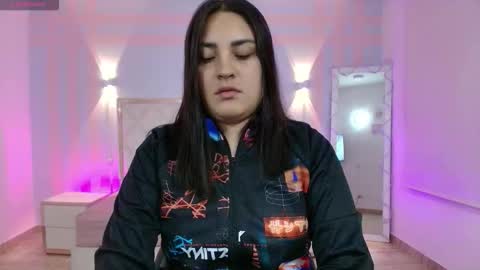 Snapshot of brendda_tay chatting on 11/04/25, 03:27 BRENDDA online show from 11/04/25, 03:27