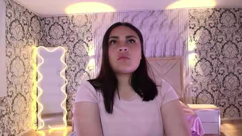 Snapshot of brendda_tay chatting on 11/20/25, 09:42 BRENDDA online show from 11/20/25, 09:42