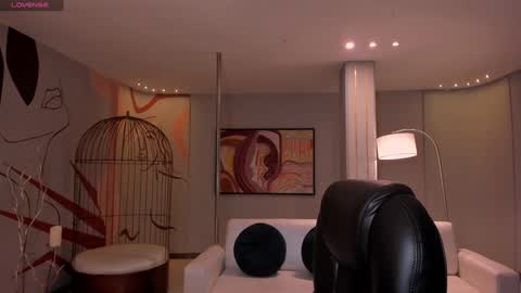 Snapshot of brennawalker chatting on 02/05/25, 03:13 Brenna Walker IG 4lexandracasas online show from 02/05/25, 03:13