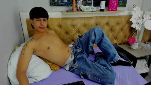 Esteban online show from 09/21/25, 02:13