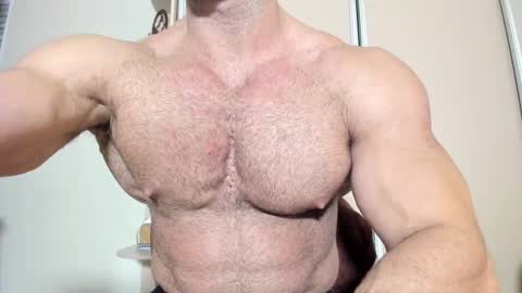 Snapshot of bretman_narcissus chatting on 10/19/25, 01:12 bretman_narcissus online show from 10/19/25, 01:12