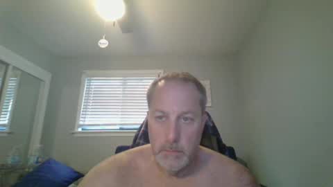 Snapshot of brettsky chatting on 05/13/26, 08:27 hey online show from 05/13/26, 08:27