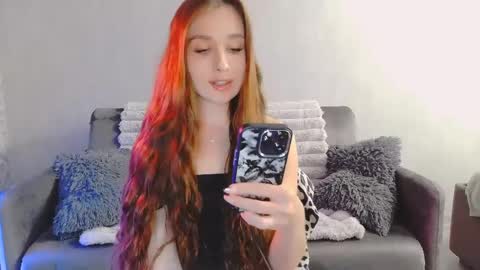 Snapshot of bri_fox chatting on 05/08/26, 06:35 bri_fox online show from 05/08/26, 06:35