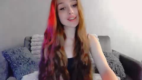 Snapshot of bri_fox chatting on 06/18/26, 09:41 bri_fox online show from 06/18/26, 09:41