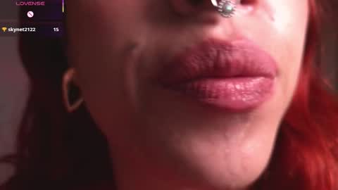 Snapshot of bri_von_dhara_ chatting on 01/12/26, 11:04 Bri online show from 01/12/26, 11:04