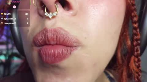 Snapshot of bri_von_dhara_ chatting on 04/01/26, 12:22 Bri online show from 04/01/26, 12:22