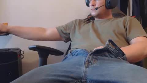 brian7891012 online show from 03/25/26, 04:24