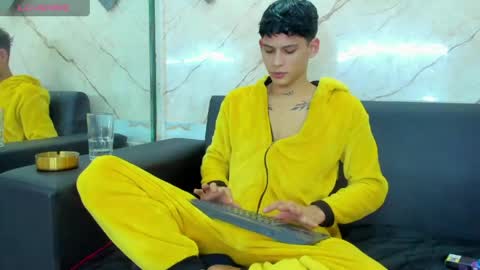 brian_hotof1 online show from 05/29/26, 12:25