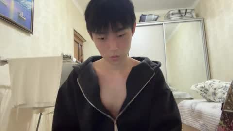 Snapshot of brian_stars chatting on 04/22/26, 11:45 Brian boy online show from 04/22/26, 11:45