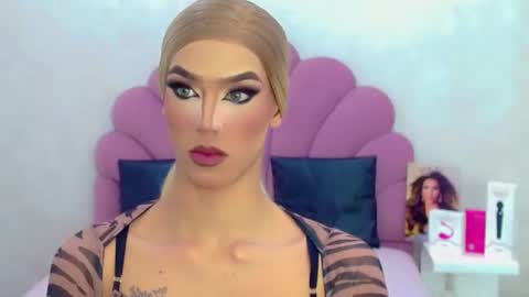 Snapshot of briana_sex32 chatting on 03/21/26, 05:34 BRIANA online show from 03/21/26, 05:34