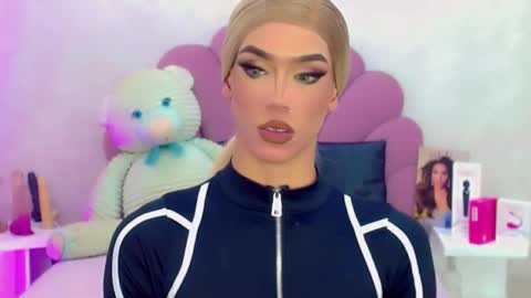 Snapshot of briana_sex32 chatting on 03/22/26, 05:16 BRIANA online show from 03/22/26, 05:16