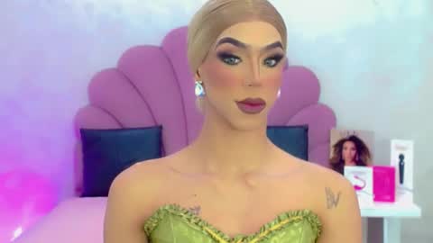 Snapshot of briana_sex32 chatting on 04/21/26, 03:57 BRIANA online show from 04/21/26, 03:57