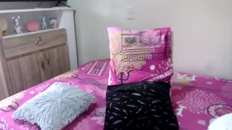 Snapshot of brianabarnes chatting on 03/20/26, 01:16 brianabarnes online show from 03/20/26, 01:16