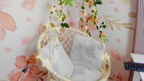 Snapshot of brianacurve chatting on 11/06/25, 07:15 brianacurve online show from 11/06/25, 07:15