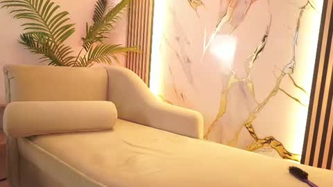 Briana Lane online show from 06/11/26, 12:32