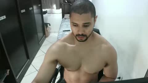 Snapshot of brianaries chatting on 12/15/25, 02:54 brianaries online show from 12/15/25, 02:54