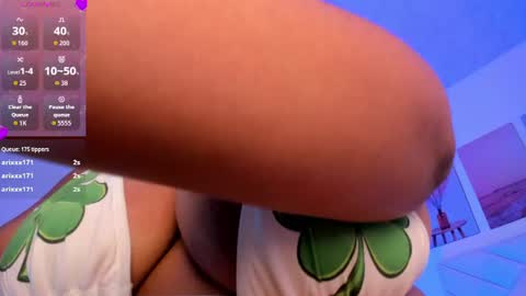 Snapshot of brianna_bigboobs chatting on 06/11/26, 11:08 online show from 06/11/26, 11:08
