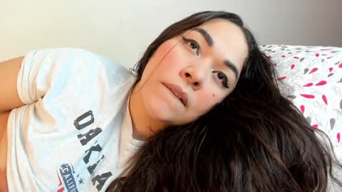 Snapshot of brianna_fallingangel chatting on 02/26/25, 01:00 brianna_fallingangel online show from 02/26/25, 01:00