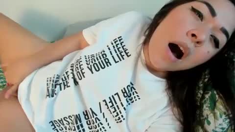 Snapshot of brianna_fallingangel chatting on 03/01/25, 01:53 brianna_fallingangel online show from 03/01/25, 01:53