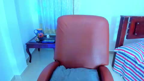 Brianna garnerr online show from 12/19/25, 03:57