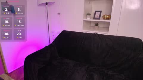 brianna_styles online show from 10/31/25, 01:23