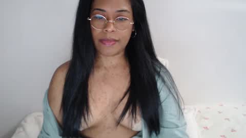 Snapshot of briannacute chatting on 10/12/25, 04:17 Briaa online show from 10/12/25, 04:17