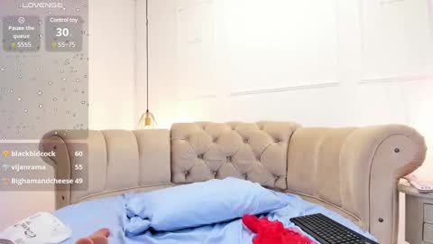 Snapshot of briannaduque chatting on 02/28/25, 06:52 Brianna online show from 02/28/25, 06:52