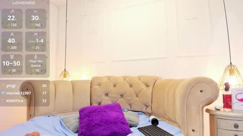 Snapshot of briannaduque chatting on 03/02/25, 06:30 Brianna online show from 03/02/25, 06:30