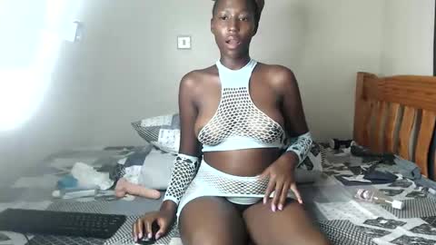 Snapshot of briannah_aria chatting on 03/10/25, 04:49 brianna online show from 03/10/25, 04:49