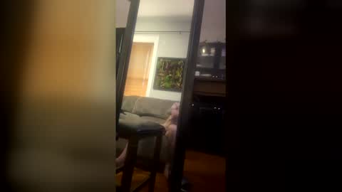 Snapshot of bricks808 chatting on 04/01/26, 01:41 bricks808 online show from 04/01/26, 01:41