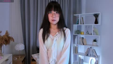 Hanna online show from 12/23/25, 01:14