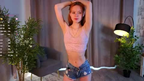 Snapshot of bridgetbottrell chatting on 05/19/26, 01:56 Hanna online show from 05/19/26, 01:56