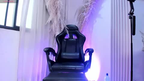    online show from 11/14/25, 12:37